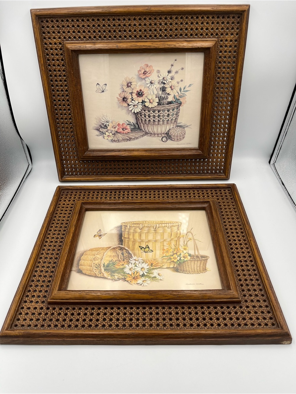 Vtg HOMCO CLAUDESSA CARTER PRINTS BUTTERFLY & FLOWERS FRAMED Wicker Wood Look